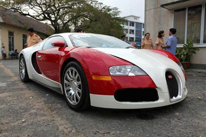 Được sự giúp đỡ của một ông chủ kinh doanh xe có “máu mặt” tại Sài Gòn, phóng viên đã tìm hiều về ông chủ xe Bugatti Veron và lý do vì sao không ra mặt cũng như nhận mình là chủ sở hữu.